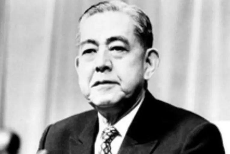 顾子明-1